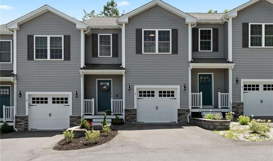 1196 Charles St 6, North Providence, RI 02904 - 2 Beds, 3 Bath