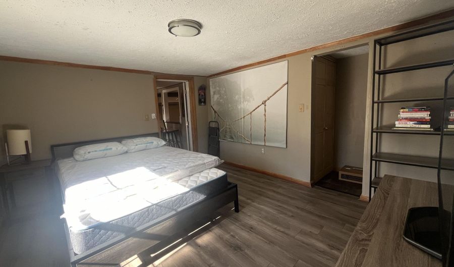 1945 KY-52, Beattyville, KY 41311 - 2 Beds, 1 Bath