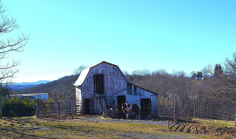 5106 Pine Grove Rd, Ballard, WV 24918 - 3 Beds, 1 Bath