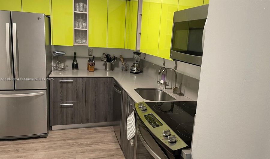 3300 NE 192nd St 902, Aventura, FL 33180 - 2 Beds, 2 Bath