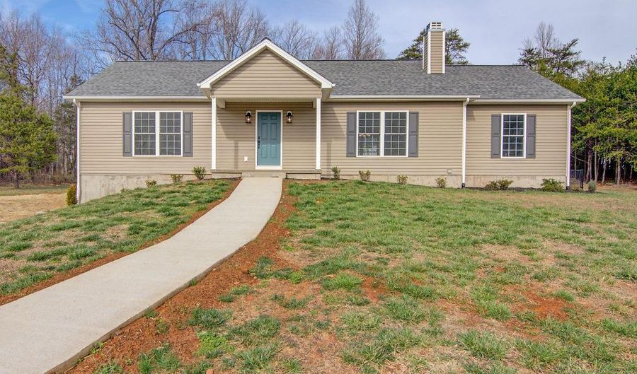 488 E Monitor Rd, Amherst, VA 24521 - 3 Beds, 2 Bath