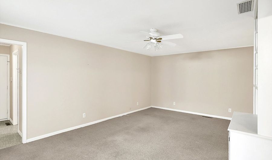 3628 Woodglen Way, Anderson, IN 46011 - 2 Beds, 2 Bath