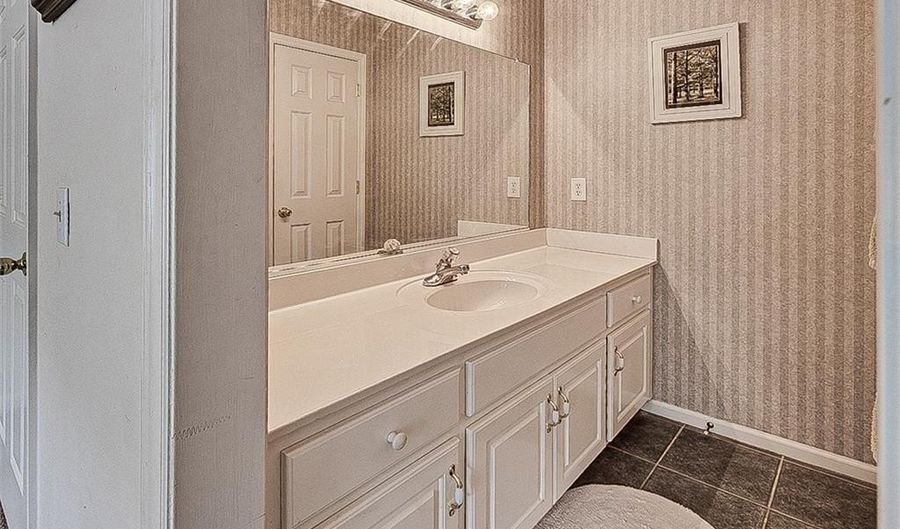 347 Sherwood Oaks Dr, Asheboro, NC 27205 - 3 Beds, 3 Bath