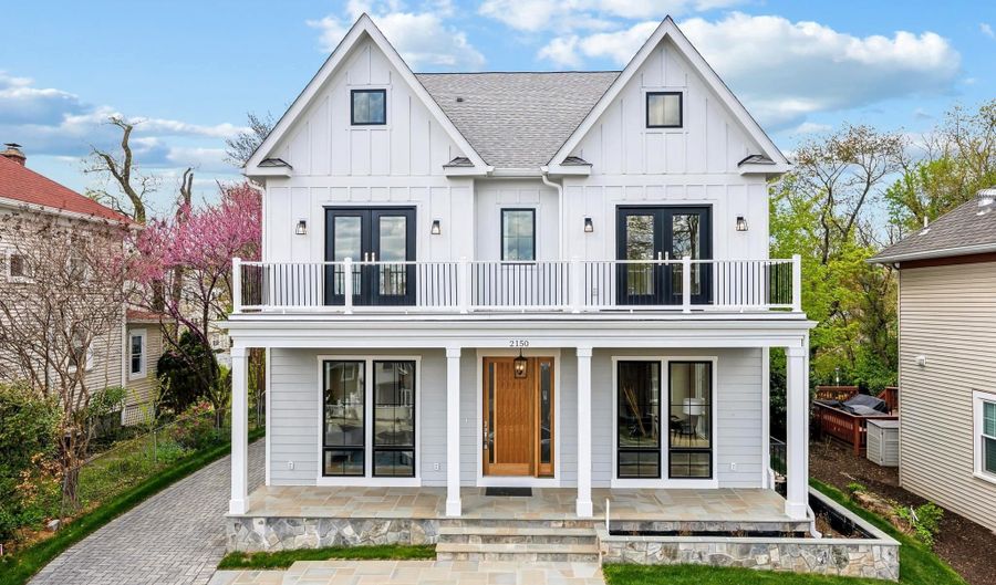 2150 N STAFFORD St, Arlington, VA 22207 - 7 Beds, 8 Bath