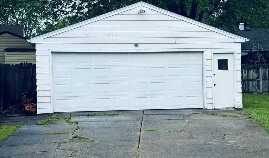156 N Beverly, Austintown, OH 44515 - 3 Beds, 1 Bath