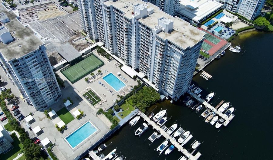 18081 Biscayne Blvd 801, Aventura, FL 33160 - 2 Beds, 2 Bath