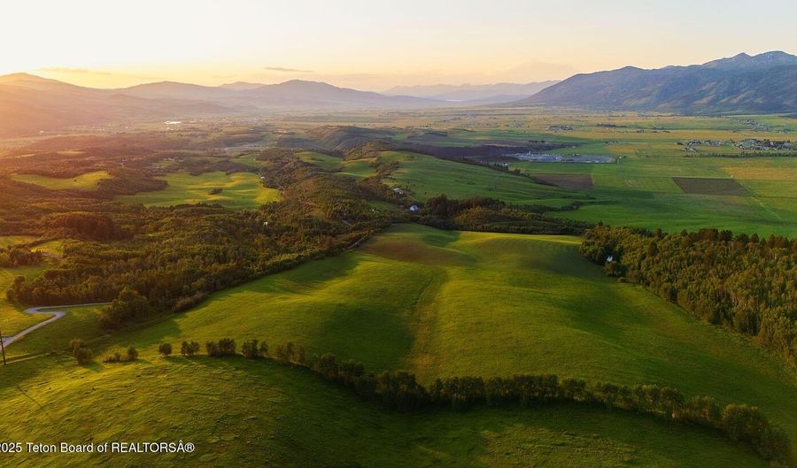 40 ACRES ROBINSON Ln, Bedford, WY 83112 - 0 Beds, 0 Bath