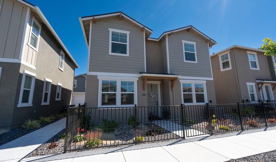 308 Cattail Cir, Gardnerville, NV 89410 - 3 Beds, 3 Bath