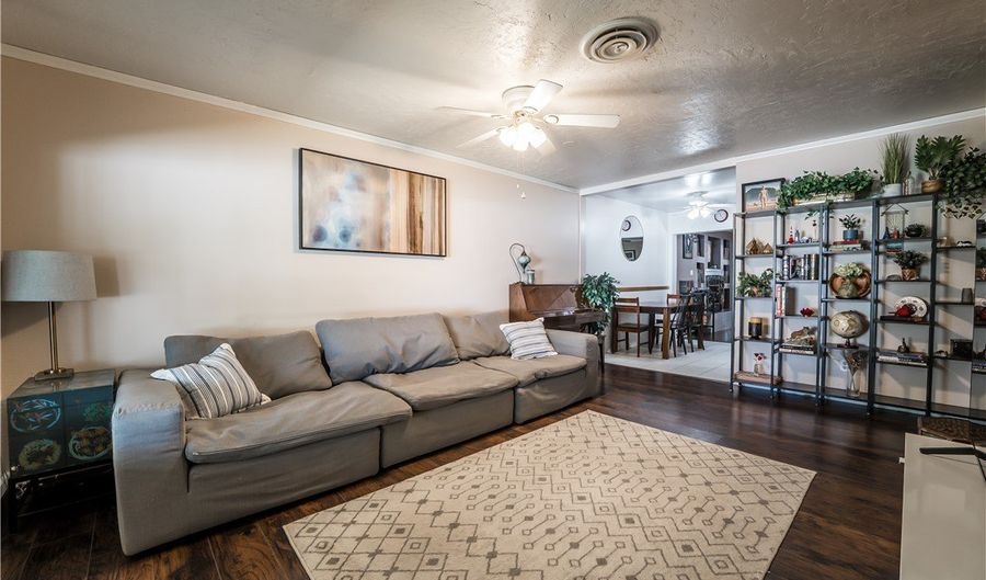 1324 Appaloosa Rd, Boulder City, NV 89005 - 5 Beds, 2 Bath