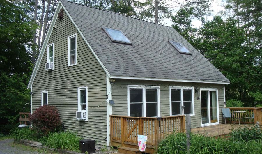 49 Hampshire Cir, Brattleboro, VT 05301 - 3 Beds, 2 Bath