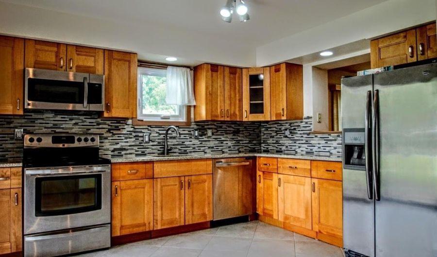 1605 SENECA RUN, Ambler, PA 19002 - 3 Beds, 3 Bath
