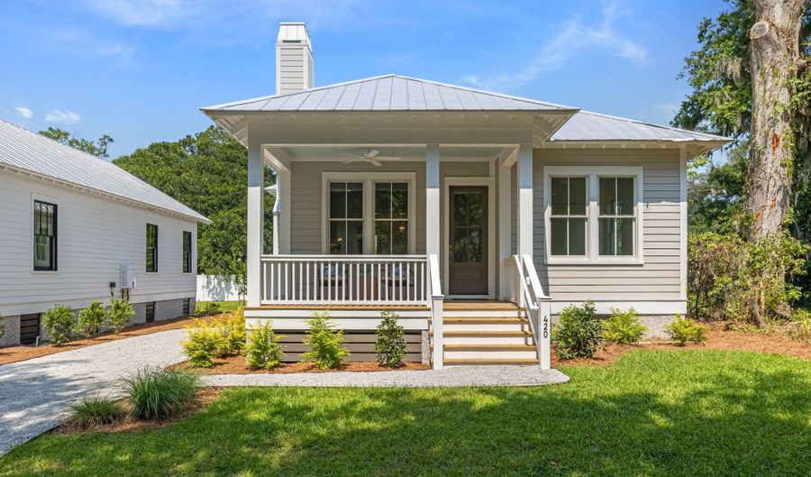 420 Waight St, Beaufort, SC 29902 - 2 Beds, 2 Bath