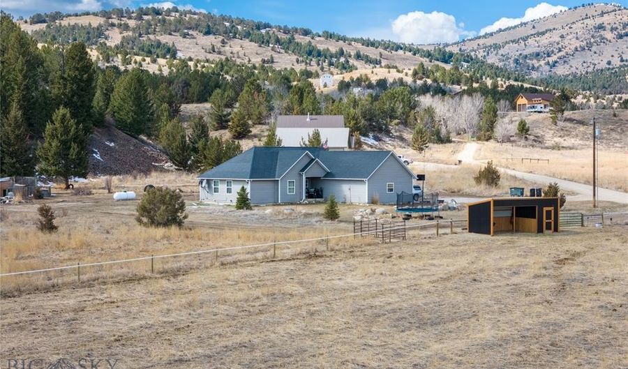 65 Stucky Rdg, Anaconda, MT 59711 - 5 Beds, 3 Bath