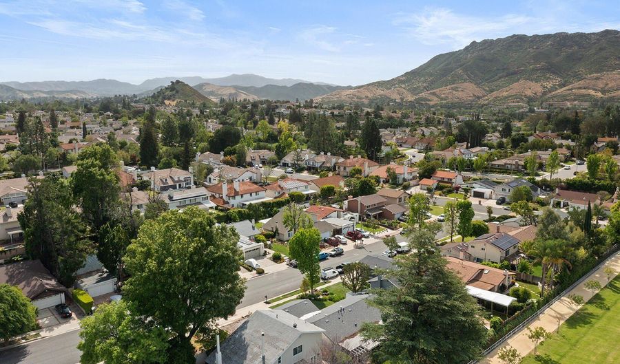 5731 Rainbow Hill Rd, Agoura Hills, CA 91301 - 3 Beds, 2 Bath