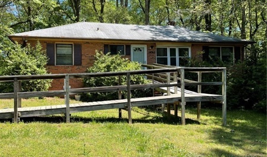 14062 W Patrick Henry Rd, Doswell, VA 23047 - 3 Beds, 1 Bath