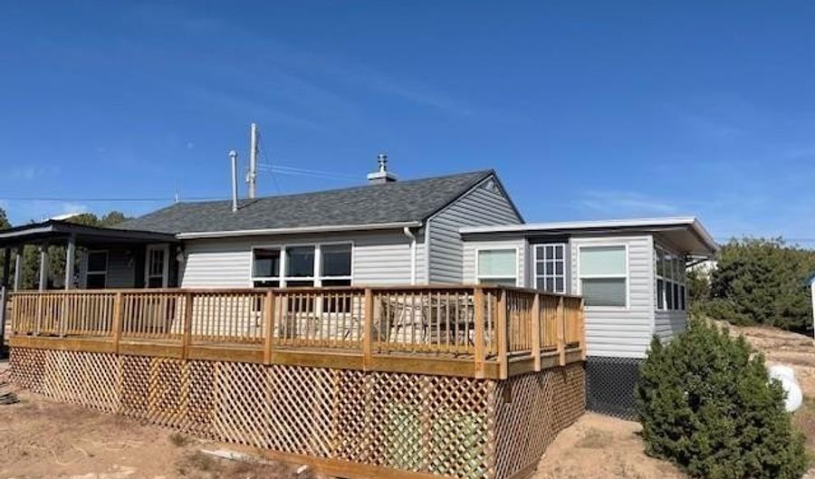 22851 Pelican Ridge Rd, Alcova, WY 82620 - 2 Beds, 1 Bath