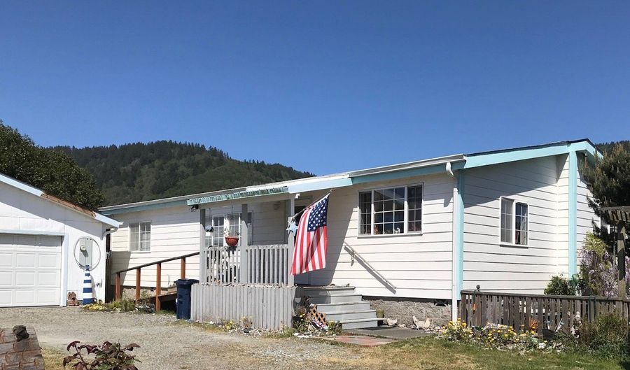97993 W BENHAM Ln, Brookings, OR 97415 - 3 Beds, 2 Bath