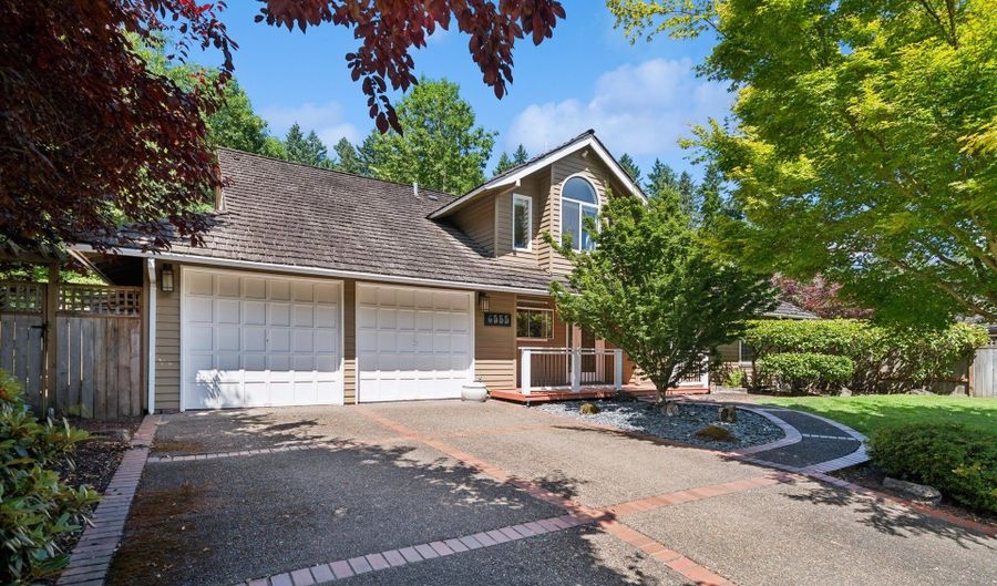 6555 SW DALE Ave, Beaverton, OR 97008 - 4 Beds, 3 Bath