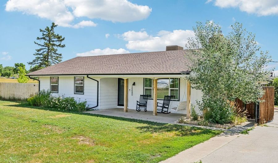 10680 Dover, Broomfield, CO 80021 - 4 Beds, 3 Bath