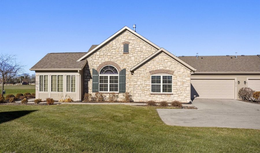 2210 E TUSCANY Way, Appleton, WI 54913 - 2 Beds, 2 Bath