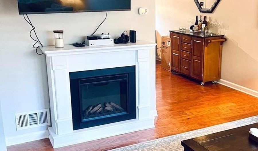 619 GENESSEE St, Annapolis, MD 21401 - 2 Beds, 1 Bath