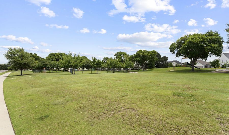 672 Lookout Point Ave, Aledo, TX 76008 - 4 Beds, 3 Bath