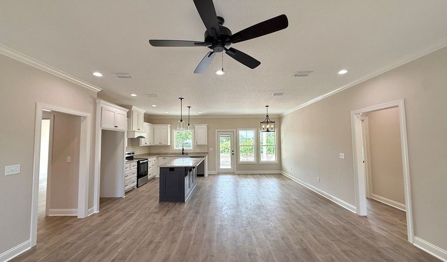 2702 Thomas St, Adel, GA 31620 - 3 Beds, 2 Bath