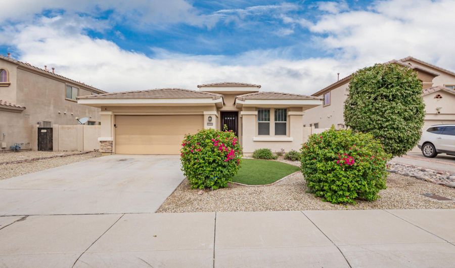 10768 W MONROE St, Avondale, AZ 85323 - 4 Beds, 2 Bath