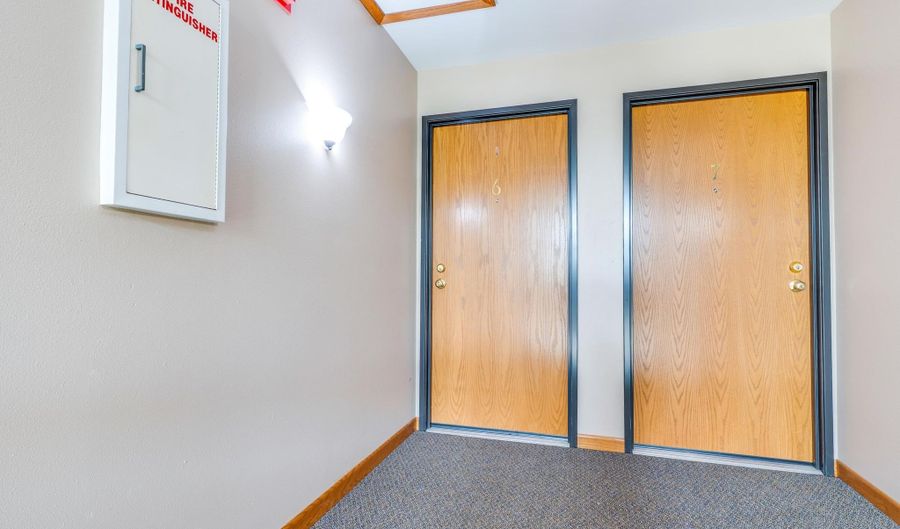 2127 Luann Ln 6, Madison, WI 53713 - 2 Beds, 2 Bath