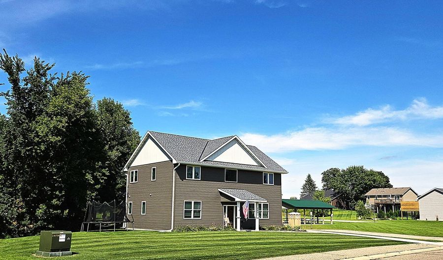 864 Beech Ln S, Annandale, MN 55302 - 4 Beds, 4 Bath