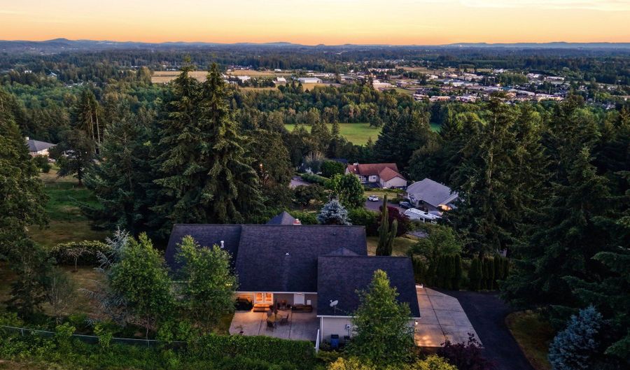 22201 NE 150TH Ave, Battle Ground, WA 98604 - 3 Beds, 3 Bath