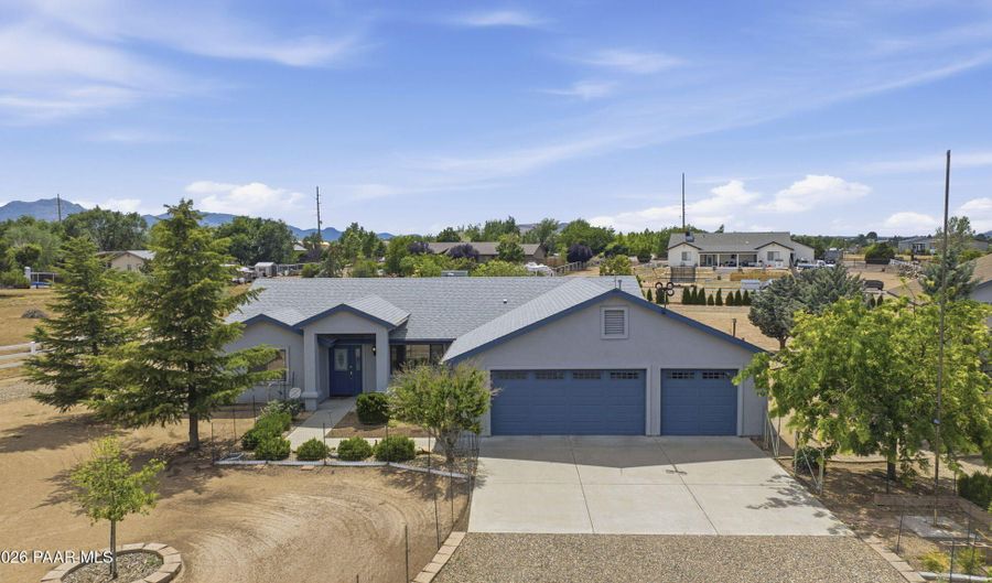 1058 Chuck Wagon Ln, Chino Valley, AZ 86323 - 3 Beds, 2 Bath