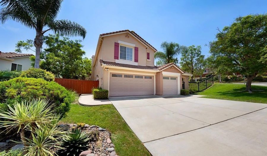 6789 Camino De Amigos, Carlsbad, CA 92009 - 4 Beds, 3 Bath
