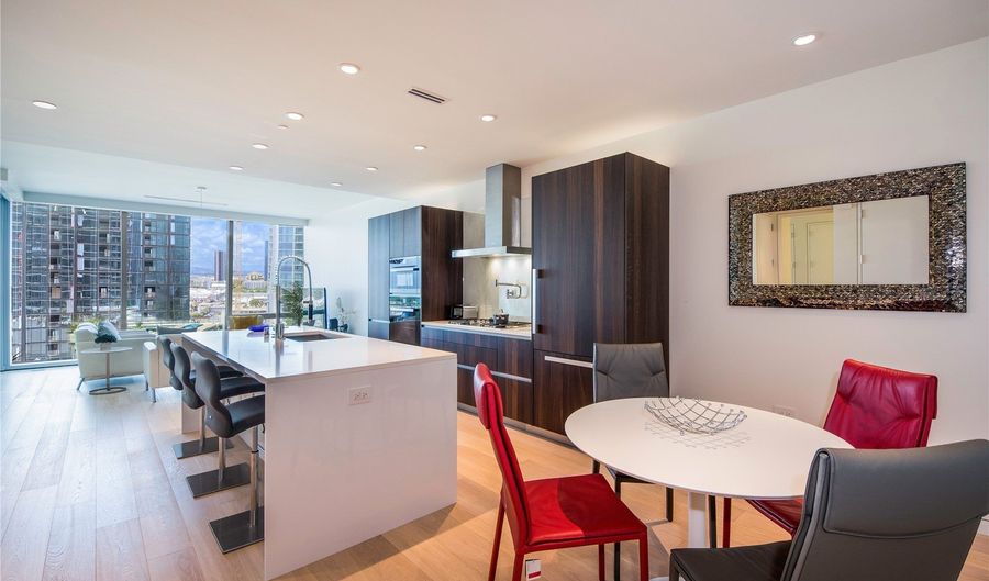1118 Ala Moana Blvd 1203, Honolulu, HI 96814 - 1 Beds, 2 Bath