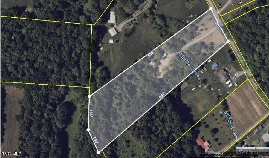 2428 Middle Creek Rd, Afton, TN 37616 - 1 Beds, 1 Bath
