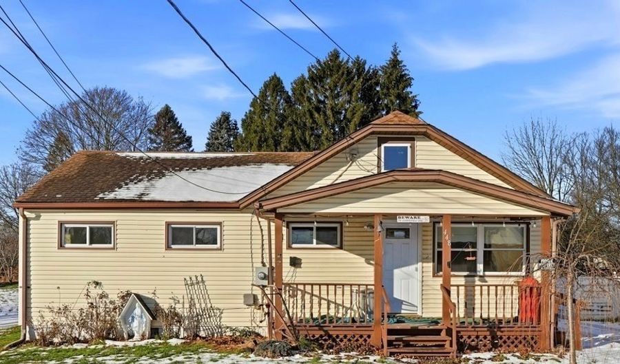 448 Fritsch Ave, Akron, OH 44312 - 5 Beds, 2 Bath