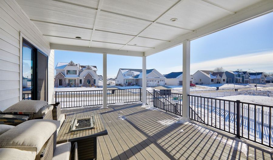 233 NE 60th Ct, Ankeny, IA 50021 - 4 Beds, 4 Bath