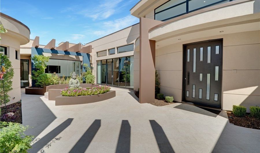 10 Ridge Blossom Rd, Las Vegas, NV 89135 - 5 Beds, 7 Bath