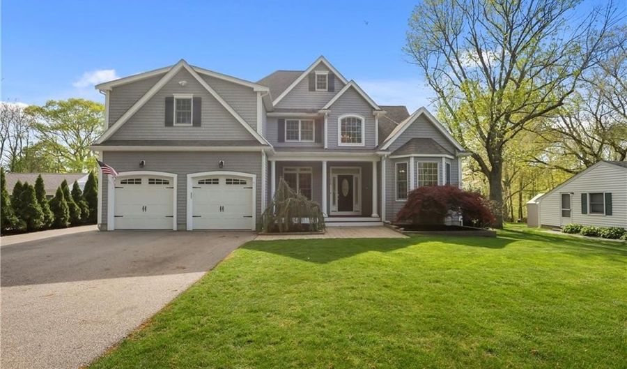 115 Read St, Attleboro, MA 02703 - 5 Beds, 5 Bath