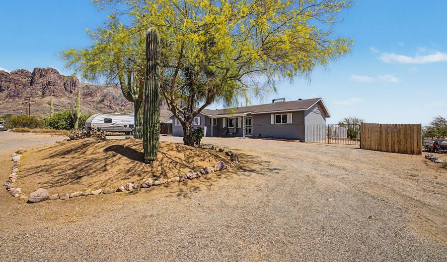 5455 E MINING CAMP St, Apache Junction, AZ 85119 - 4 Beds, 2 Bath