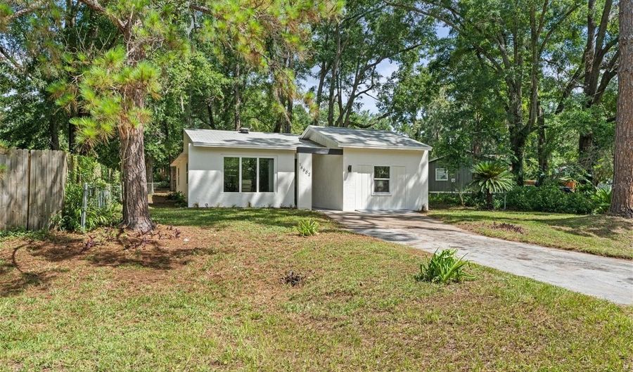 14602 NW 122ND Ter, Alachua, FL 32615 - 4 Beds, 2 Bath