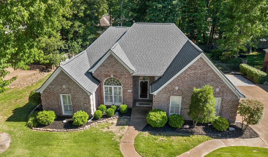 8217 THORNE Dr, Bartlett, TN 38002 - 3 Beds, 2 Bath