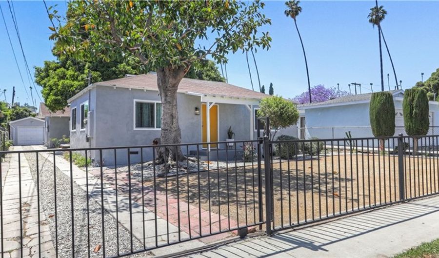 3161 Farnsworth St, Los Angeles, CA 90032 - 3 Beds, 3 Bath