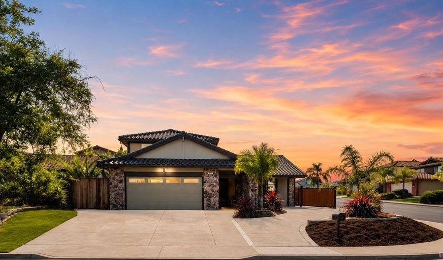 1900 Yellowstone Ct, Antioch, CA 94509 - 4 Beds, 3 Bath
