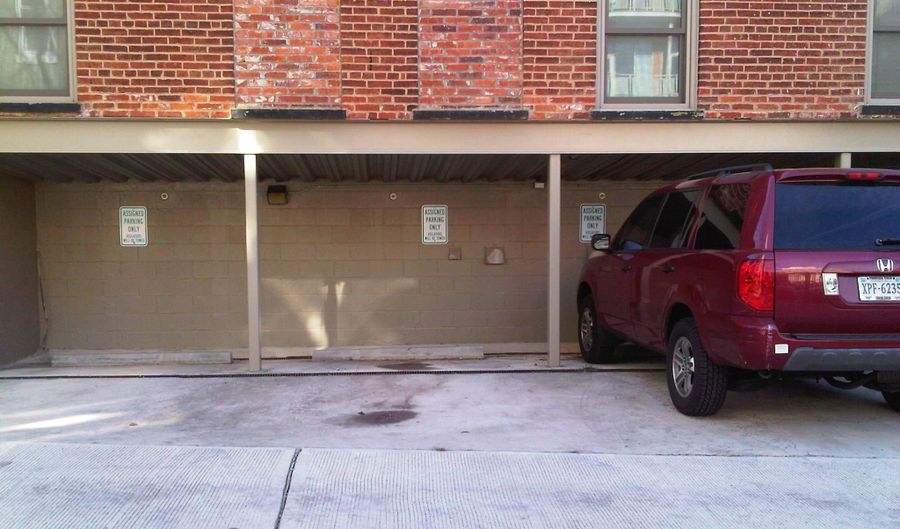 1323 CLIFTON St NW 21, Washington, DC 20009 - 2 Beds, 2 Bath