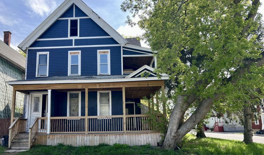 27 Milton Avenue Unit 1St Floor Apt 1St Floor Apt- Unit 1, Amsterdam, NY 12010 - 3 Beds, 1 Bath