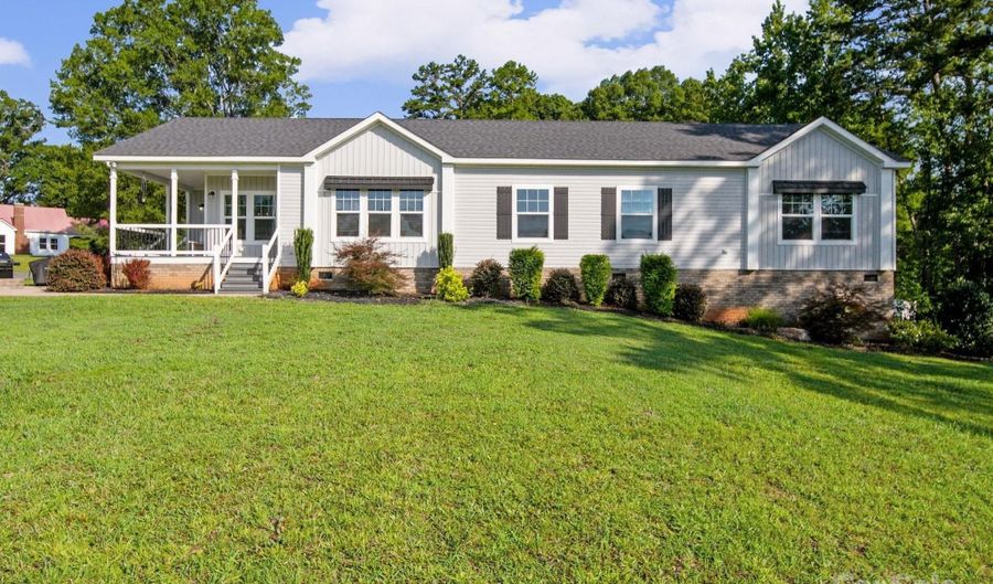 40806 Southbound Rd, Albemarle, NC 28001 - 7 Beds, 4 Bath