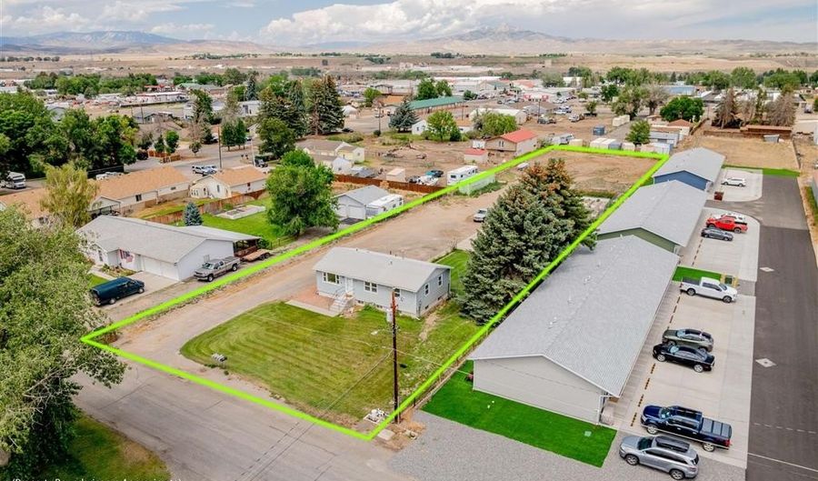 2619 Cowgill Rd, Cody, WY 82414 - 3 Beds, 2 Bath