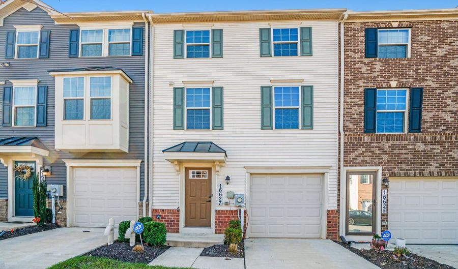 16627 TORTOLA Dr, Accokeek, MD 20607 - 3 Beds, 3 Bath