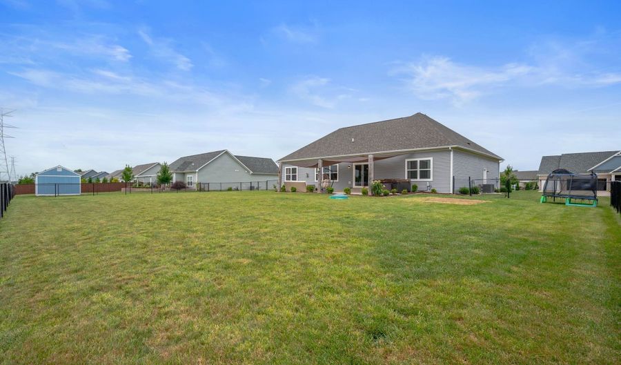 6420 Colt Ln, Anderson, IN 46013 - 3 Beds, 3 Bath